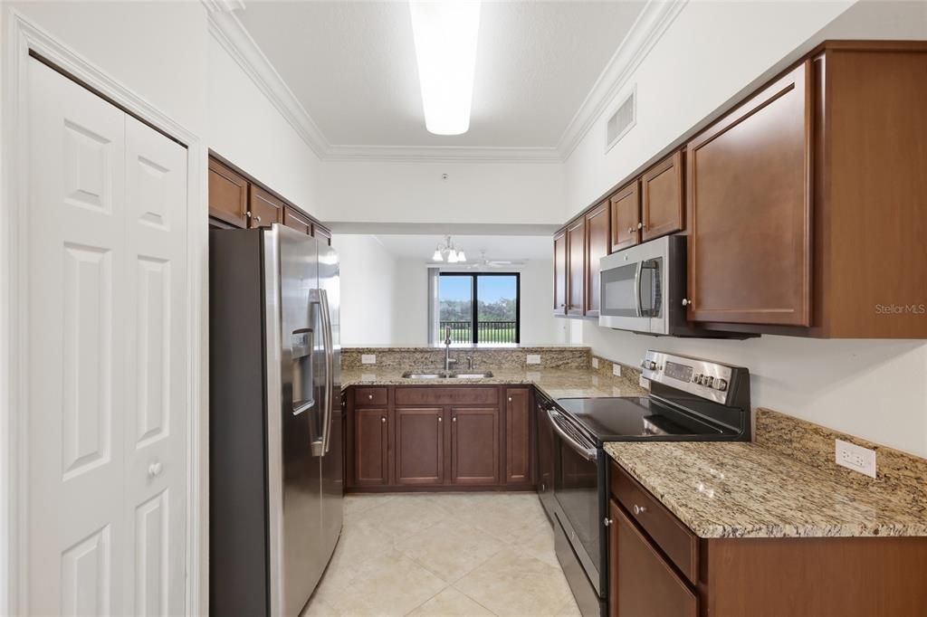 En Venta: $279,900 (2 camas, 2 baños, 1121 Pies cuadrados)
