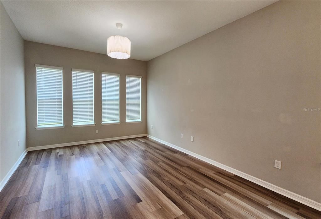 В аренду: $2,900 (4 спален, 2 ванн, 2204 Квадратных фут)