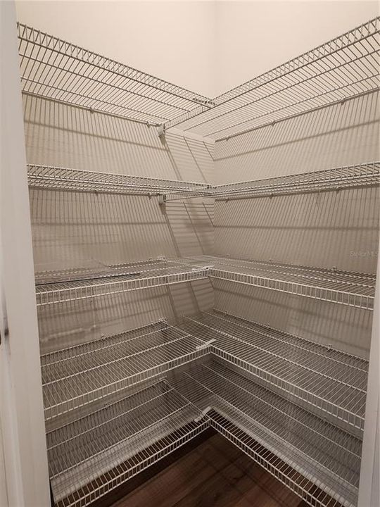 В аренду: $2,900 (4 спален, 2 ванн, 2204 Квадратных фут)