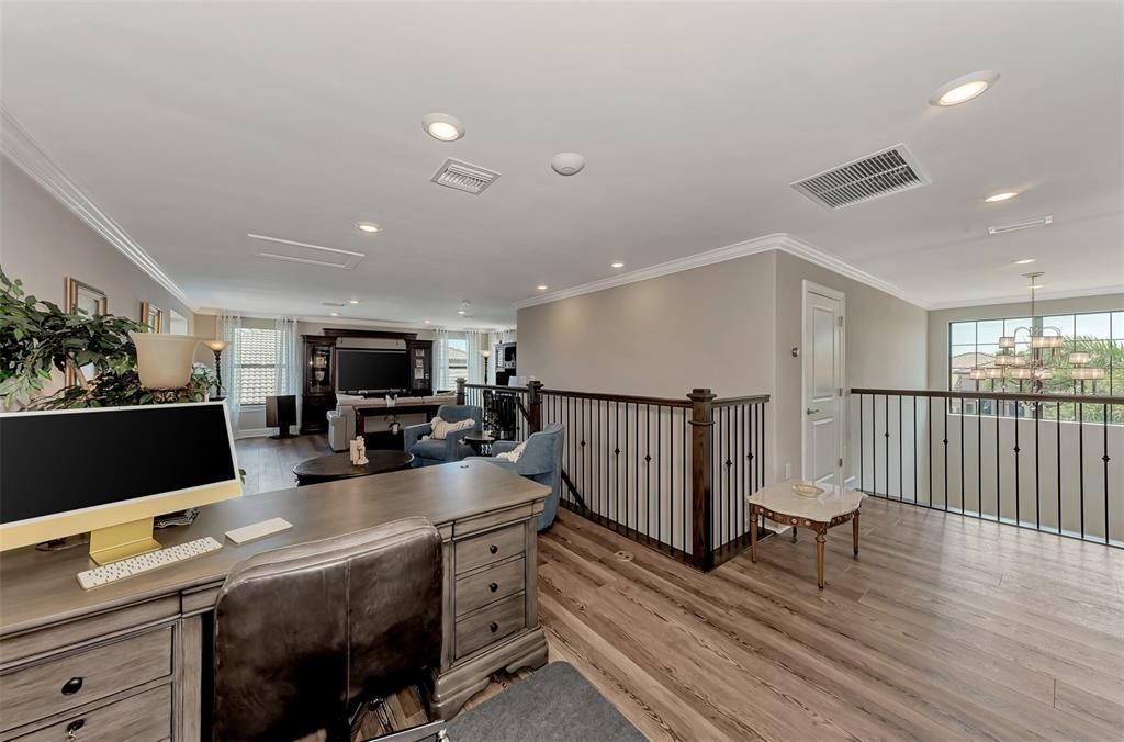 For Sale: $1,399,900 (4 beds, 4 baths, 3884 Square Feet)