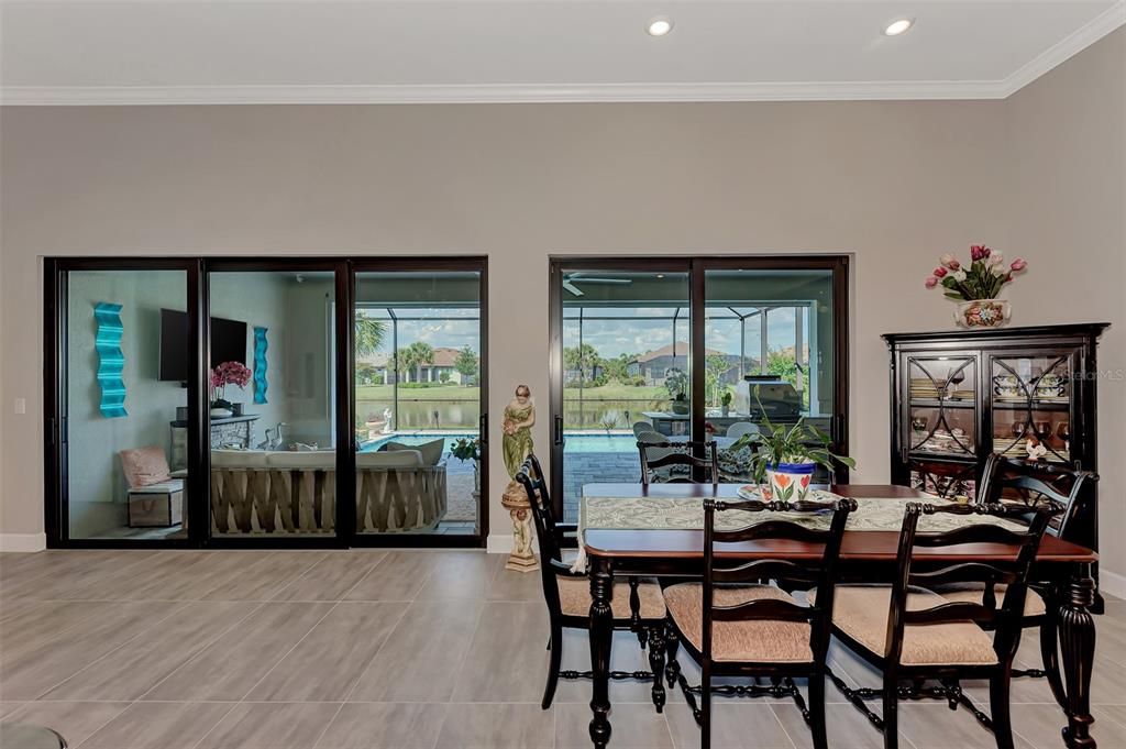 For Sale: $1,399,900 (4 beds, 4 baths, 3884 Square Feet)