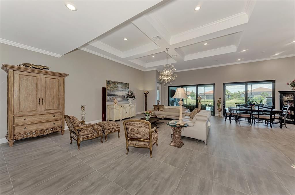 For Sale: $1,399,900 (4 beds, 4 baths, 3884 Square Feet)