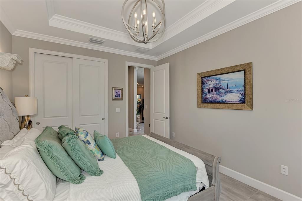 For Sale: $1,399,900 (4 beds, 4 baths, 3884 Square Feet)