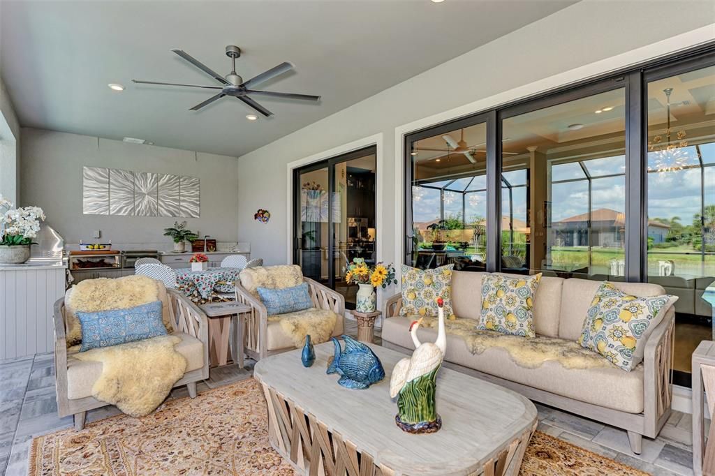 For Sale: $1,399,900 (4 beds, 4 baths, 3884 Square Feet)