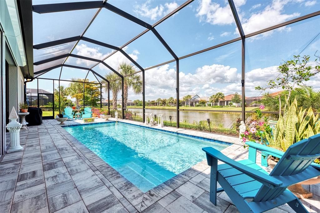 For Sale: $1,399,900 (4 beds, 4 baths, 3884 Square Feet)