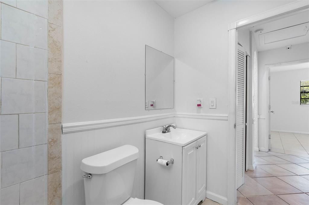 На продажу: $319,000 (5 спален, 2 ванн, 1531 Квадратных фут)