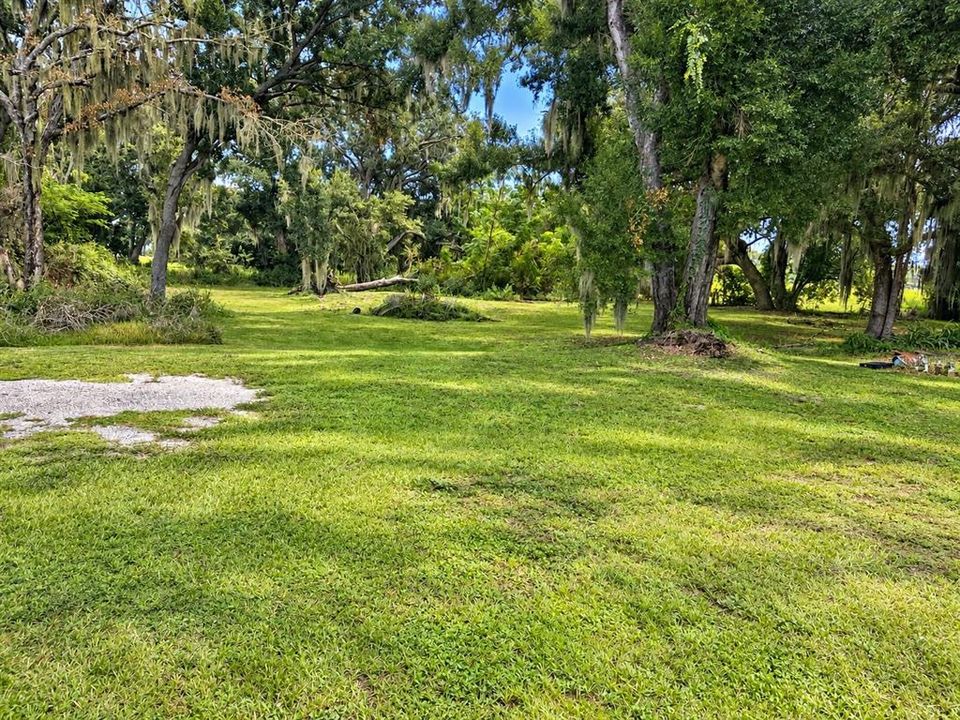 For Sale: $500,000 (3 beds, 2 baths, 1971 Square Feet)