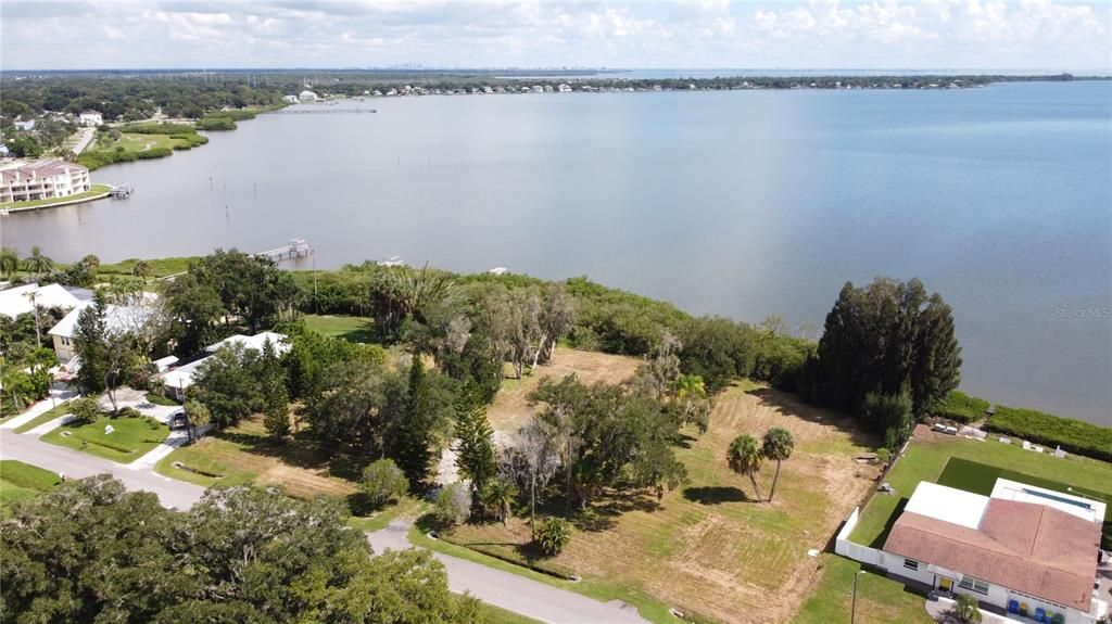 For Sale: $1,400,000 (1.20 acres)