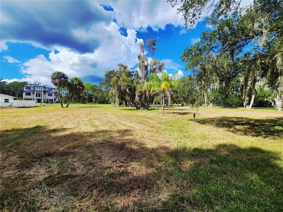 For Sale: $1,400,000 (1.20 acres)