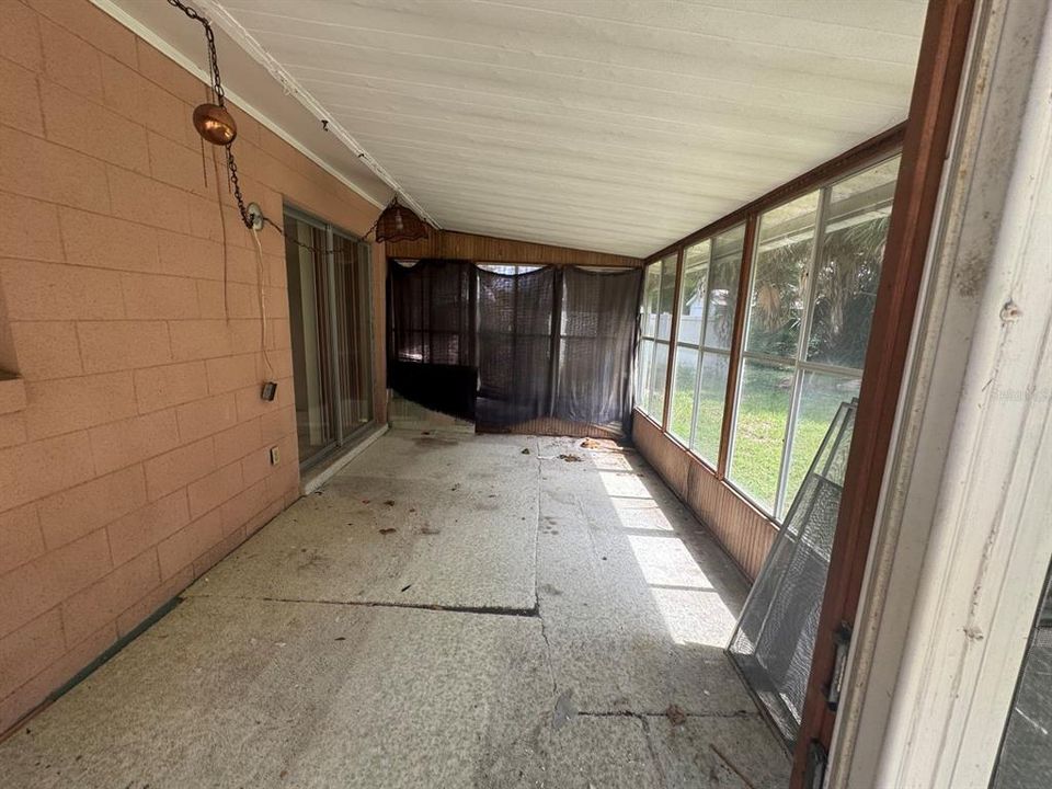 For Sale: $168,000 (2 beds, 2 baths, 1260 Square Feet)
