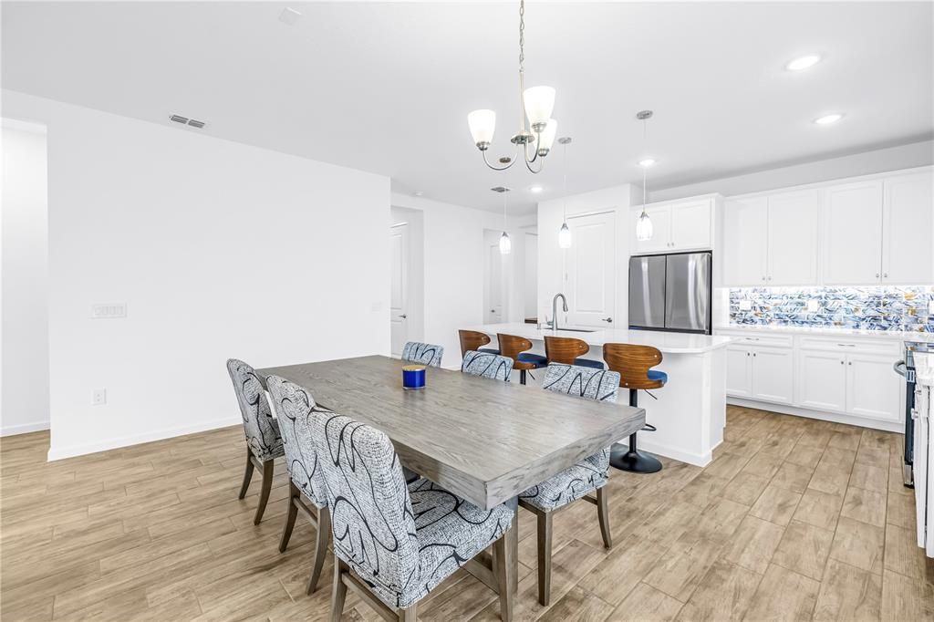 For Sale: $459,900 (3 beds, 2 baths, 1966 Square Feet)