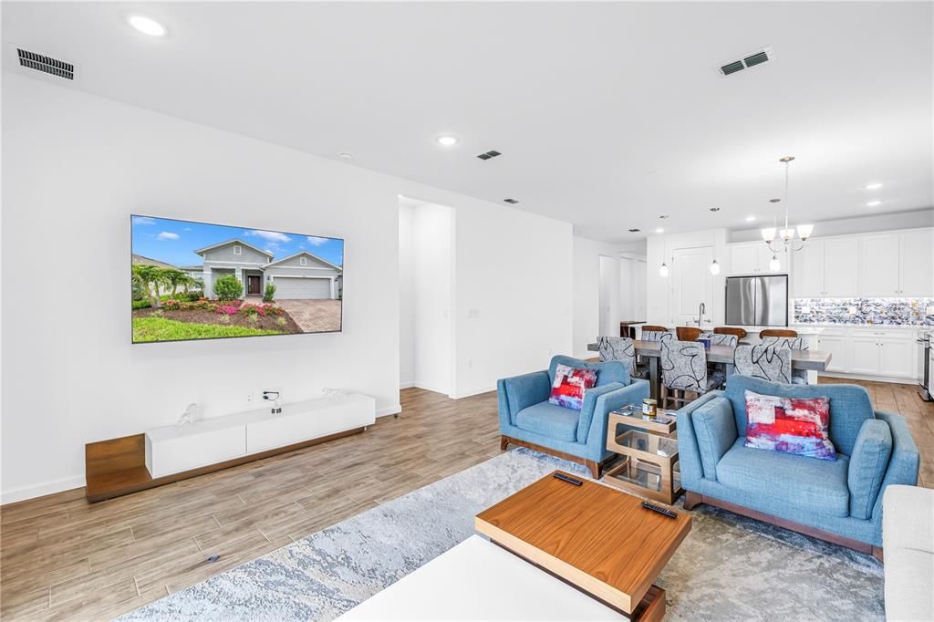 For Sale: $459,900 (3 beds, 2 baths, 1966 Square Feet)