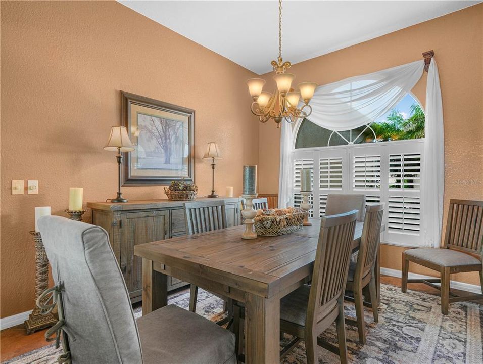 For Sale: $449,900 (3 beds, 2 baths, 2354 Square Feet)