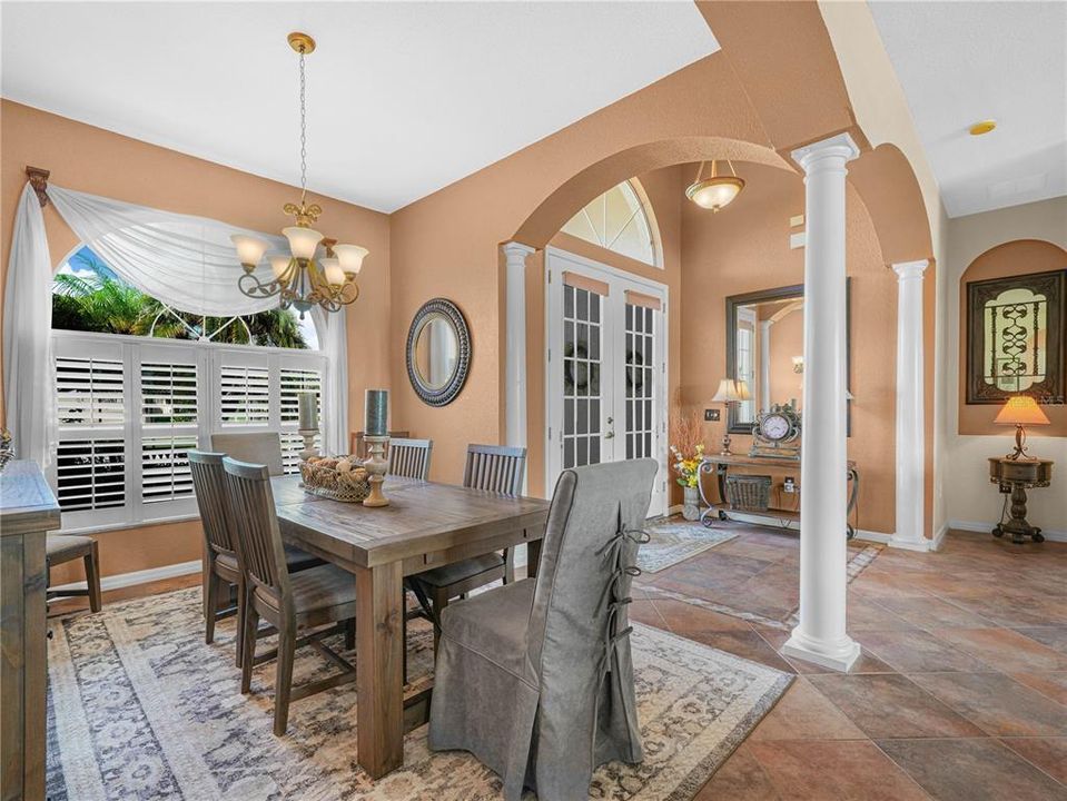 For Sale: $449,900 (3 beds, 2 baths, 2354 Square Feet)
