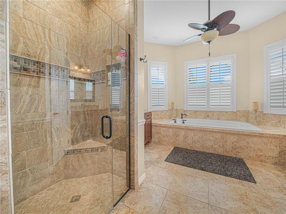 For Sale: $449,900 (3 beds, 2 baths, 2354 Square Feet)