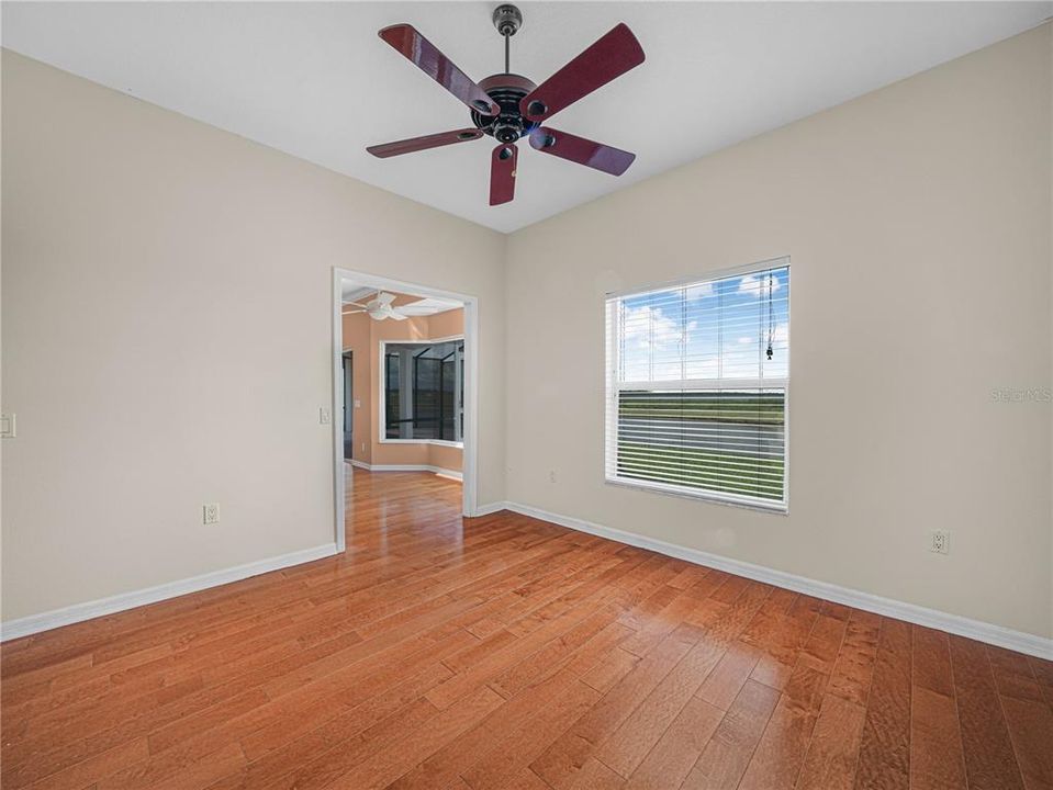 For Sale: $369,000 (3 beds, 2 baths, 1672 Square Feet)
