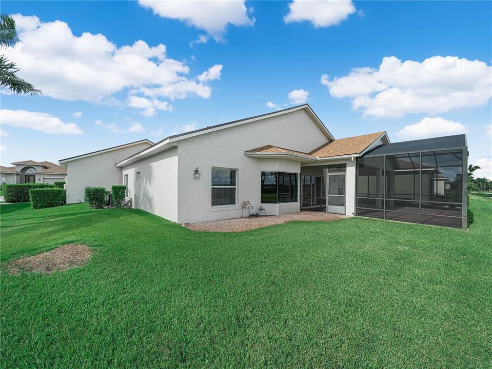 For Sale: $369,000 (3 beds, 2 baths, 1672 Square Feet)