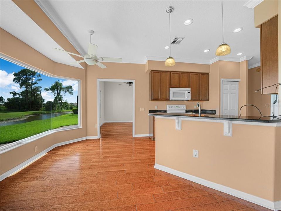 For Sale: $369,000 (3 beds, 2 baths, 1672 Square Feet)