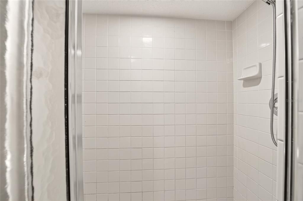 В аренду: $1,600 (2 спален, 2 ванн, 1115 Квадратных фут)