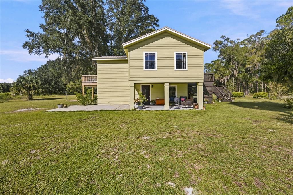 For Sale: $585,000 (2 beds, 1 baths, 1480 Square Feet)