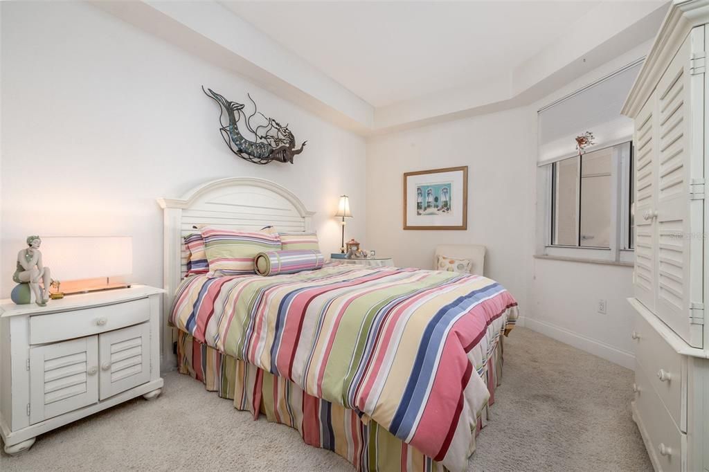 For Sale: $750,000 (2 beds, 2 baths, 1450 Square Feet)