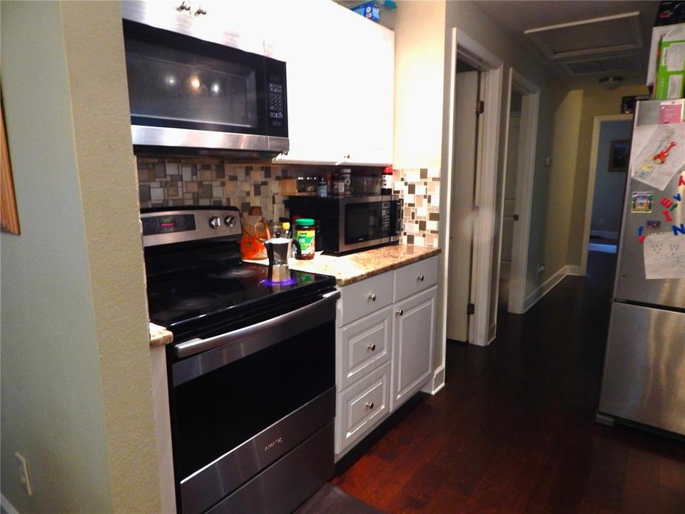 En Venta: $308,000 (3 camas, 2 baños, 1226 Pies cuadrados)