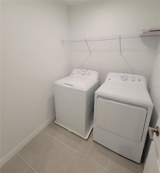 For Rent: $2,575 (5 beds, 3 baths, 2303 Square Feet)
