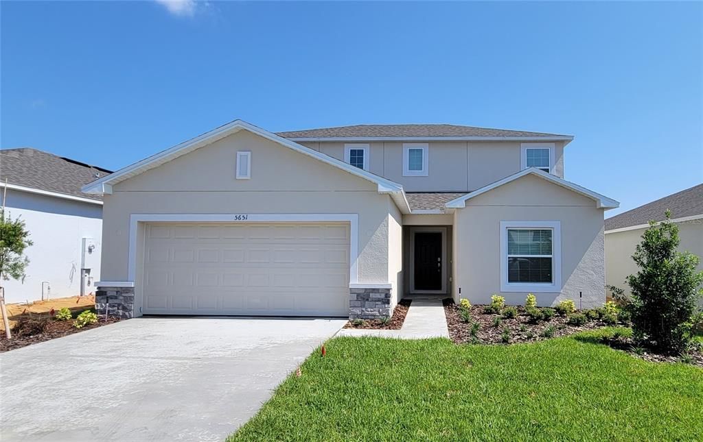 For Rent: $2,575 (5 beds, 3 baths, 2303 Square Feet)