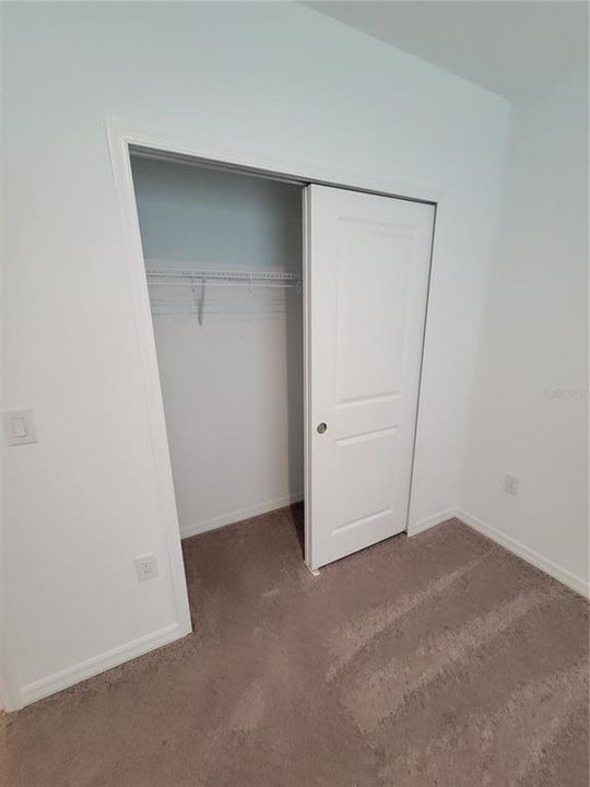For Rent: $2,575 (5 beds, 3 baths, 2303 Square Feet)