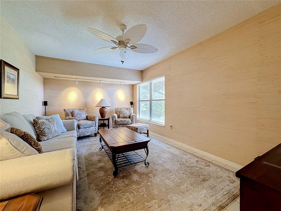 For Sale: $269,000 (3 beds, 2 baths, 1863 Square Feet)