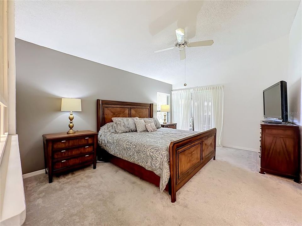 For Sale: $269,000 (3 beds, 2 baths, 1863 Square Feet)