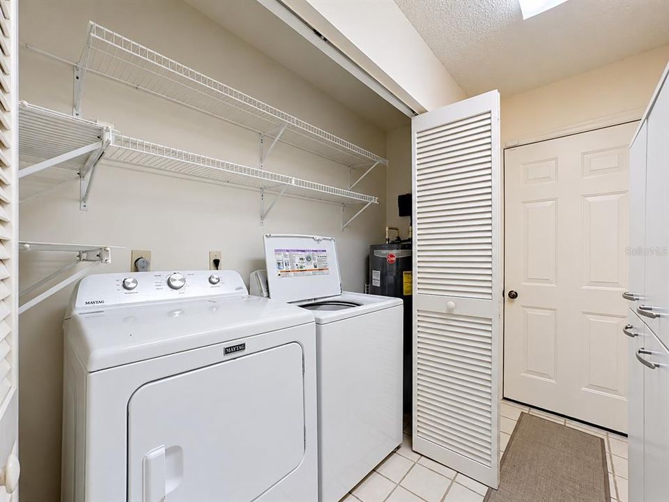 For Sale: $269,000 (3 beds, 2 baths, 1863 Square Feet)