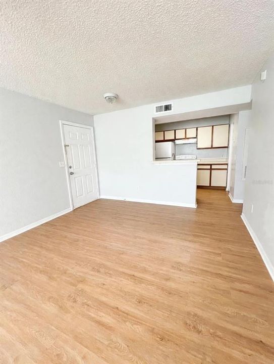 В аренду: $1,195 (1 спален, 1 ванн, 627 Квадратных фут)