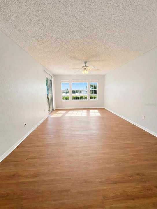 В аренду: $1,195 (1 спален, 1 ванн, 627 Квадратных фут)