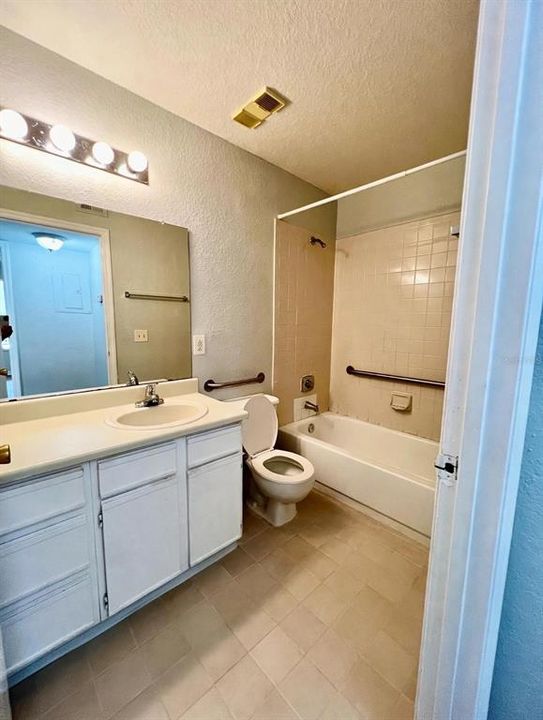 В аренду: $1,195 (1 спален, 1 ванн, 627 Квадратных фут)