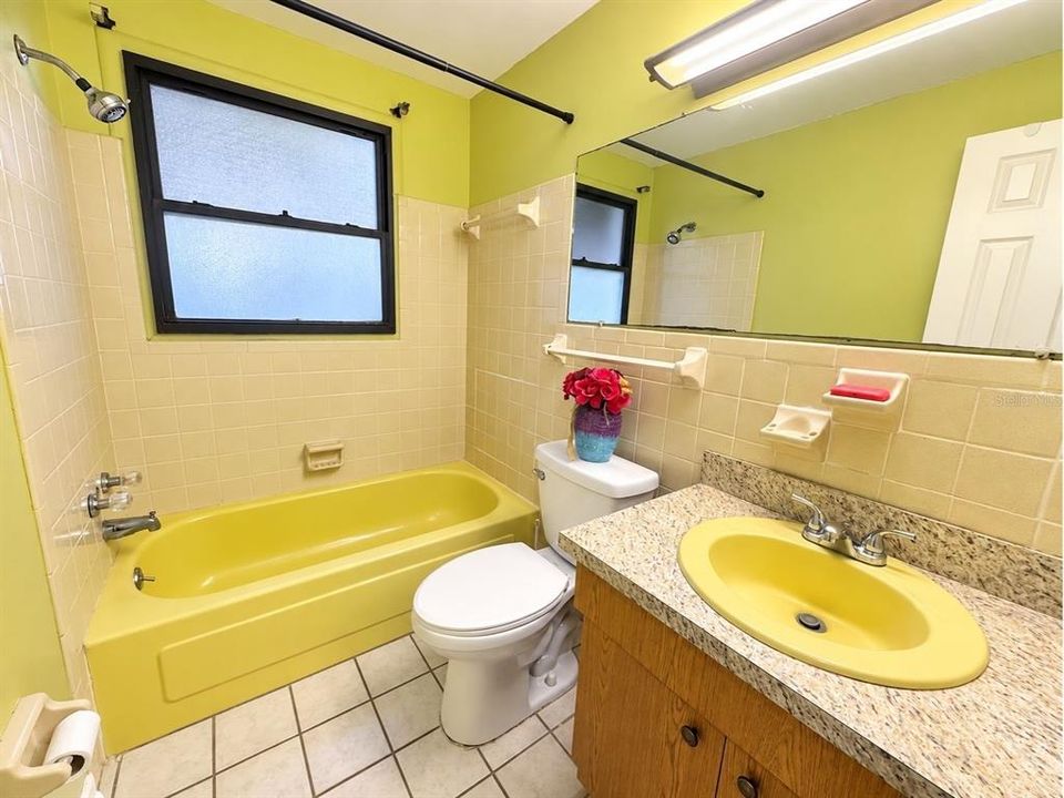 En Venta: $229,000 (3 camas, 2 baños, 968 Pies cuadrados)