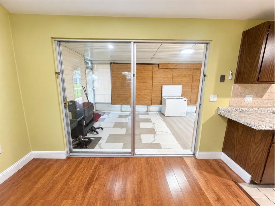 En Venta: $229,000 (3 camas, 2 baños, 968 Pies cuadrados)
