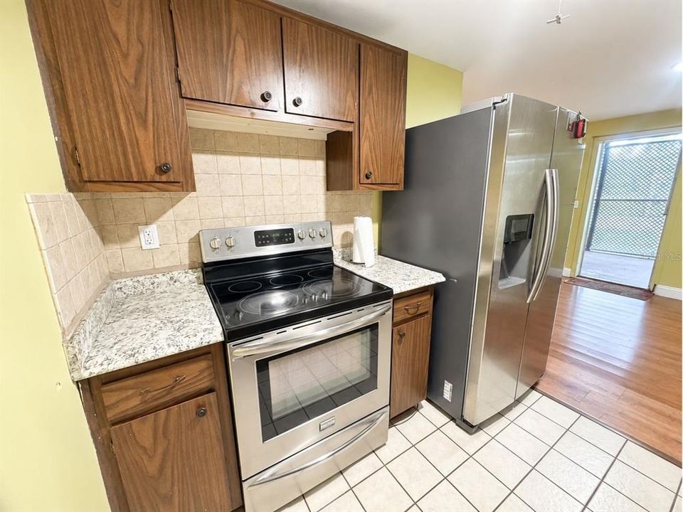 En Venta: $229,000 (3 camas, 2 baños, 968 Pies cuadrados)