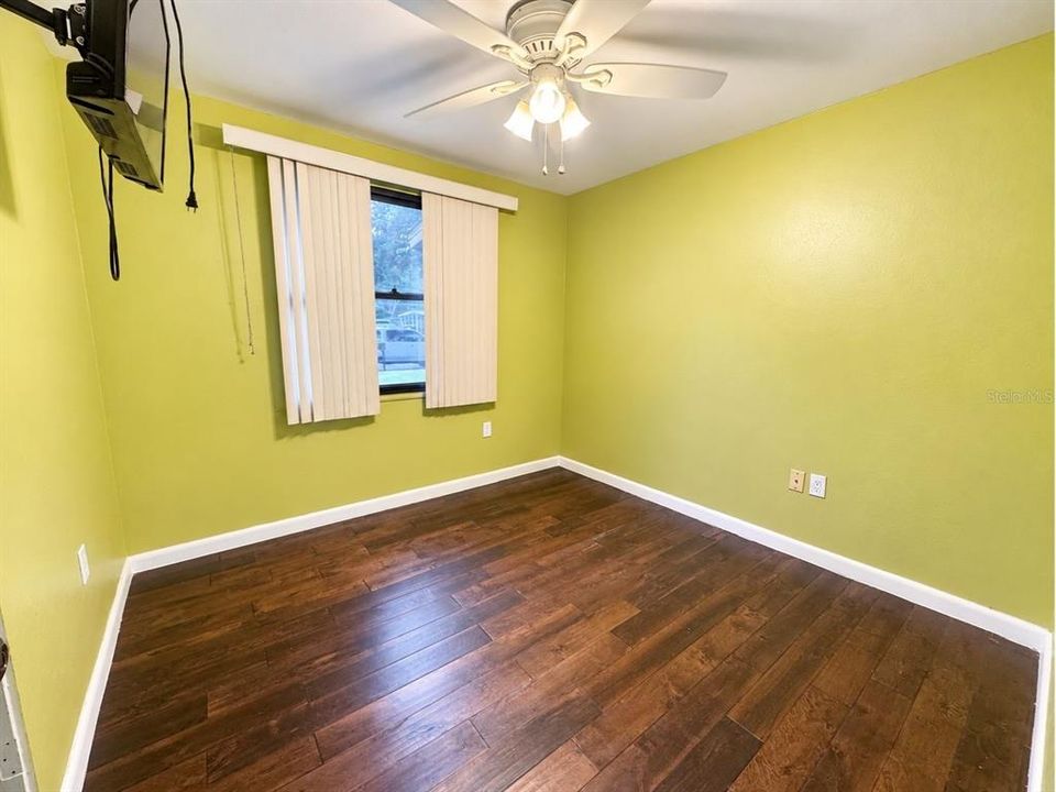 En Venta: $229,000 (3 camas, 2 baños, 968 Pies cuadrados)