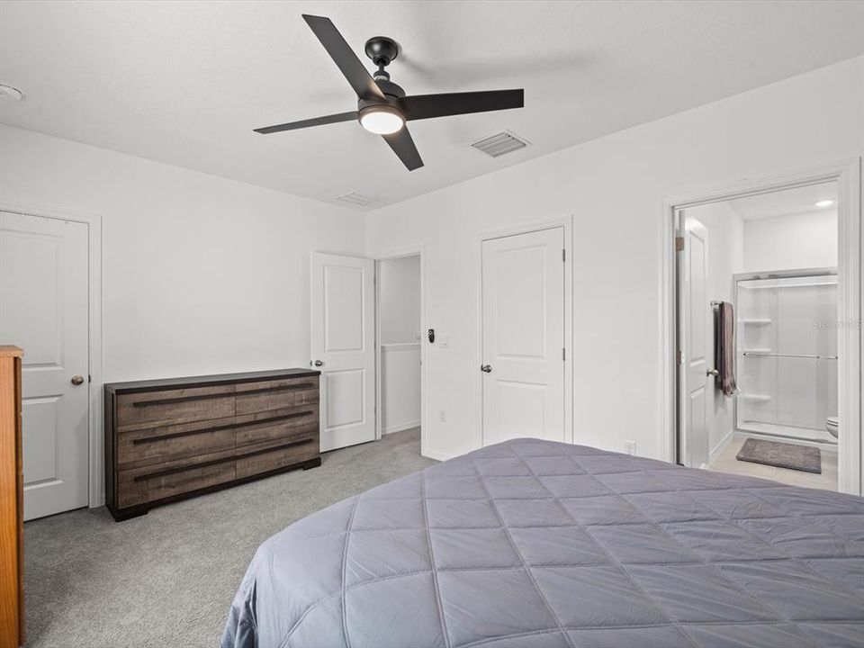 For Sale: $280,000 (3 beds, 2 baths, 1695 Square Feet)