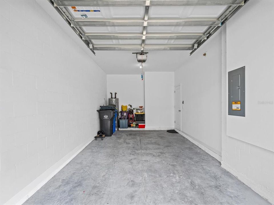 For Sale: $280,000 (3 beds, 2 baths, 1695 Square Feet)