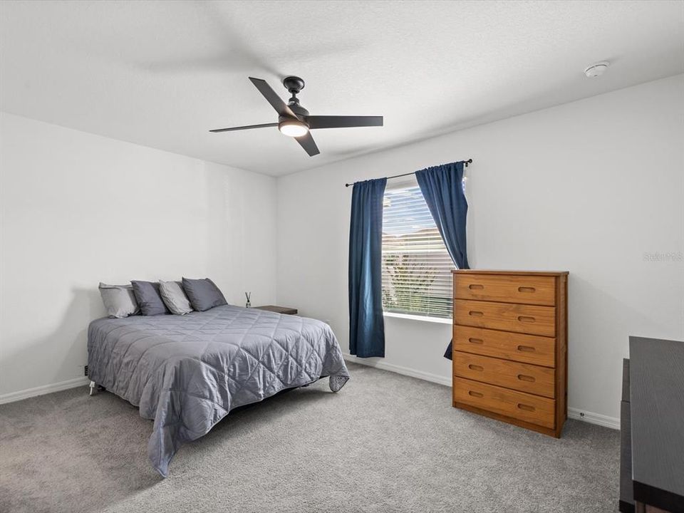 For Sale: $280,000 (3 beds, 2 baths, 1695 Square Feet)