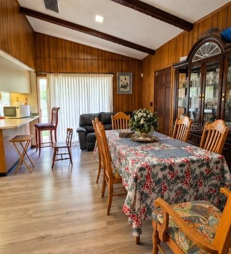 На продажу: $323,000 (3 спален, 2 ванн, 1532 Квадратных фут)