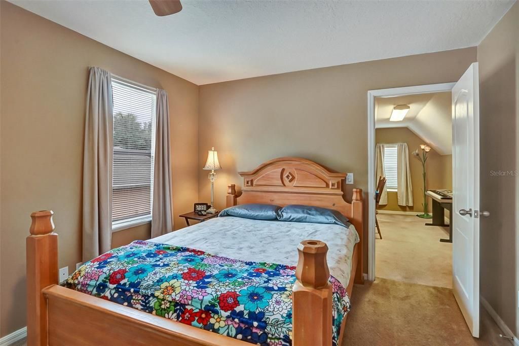 Active With Contract: $389,999 (4 beds, 2 baths, 1984 Square Feet)