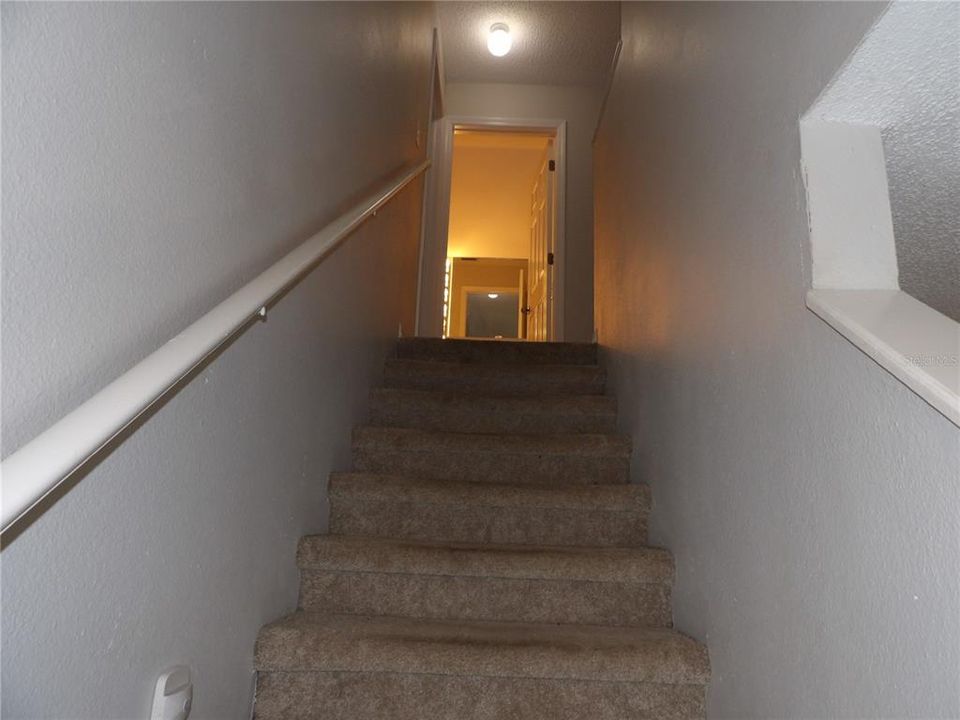 En Venta: $309,000 (4 camas, 2 baños, 1402 Pies cuadrados)