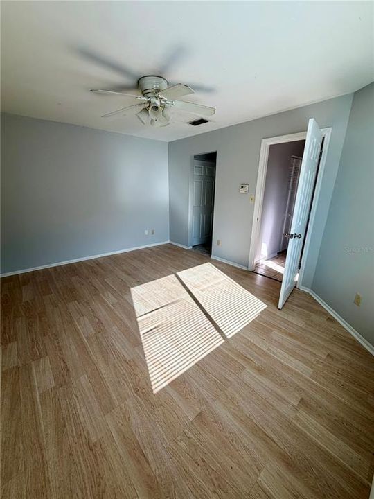 For Sale: $229,000 (2 beds, 1 baths, 1279 Square Feet)
