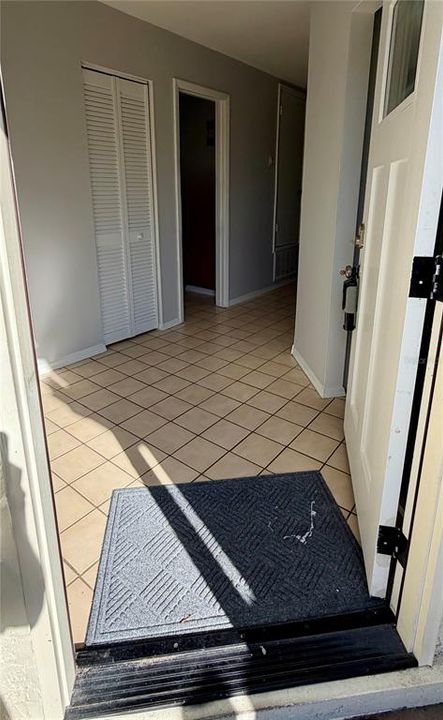 For Sale: $229,000 (2 beds, 1 baths, 1279 Square Feet)