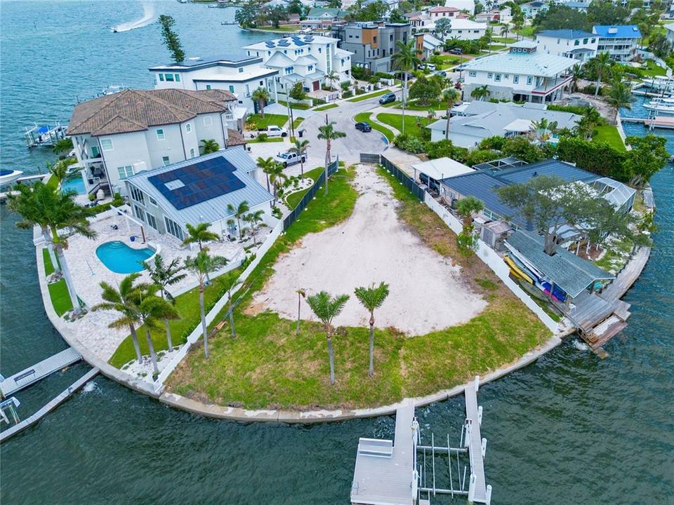For Sale: $4,300,000 (4 beds, 4 baths, 3850 Square Feet)