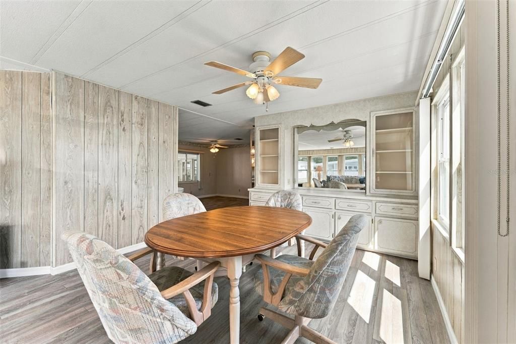 For Sale: $80,000 (2 beds, 2 baths, 1296 Square Feet)