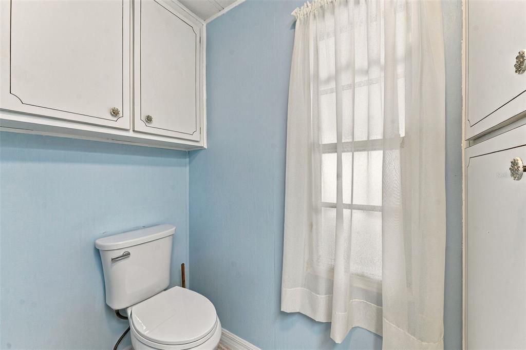 For Sale: $80,000 (2 beds, 2 baths, 1296 Square Feet)